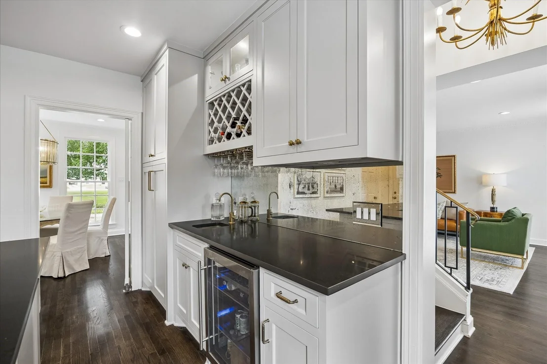 Photo of 2439 Stanmore Drive