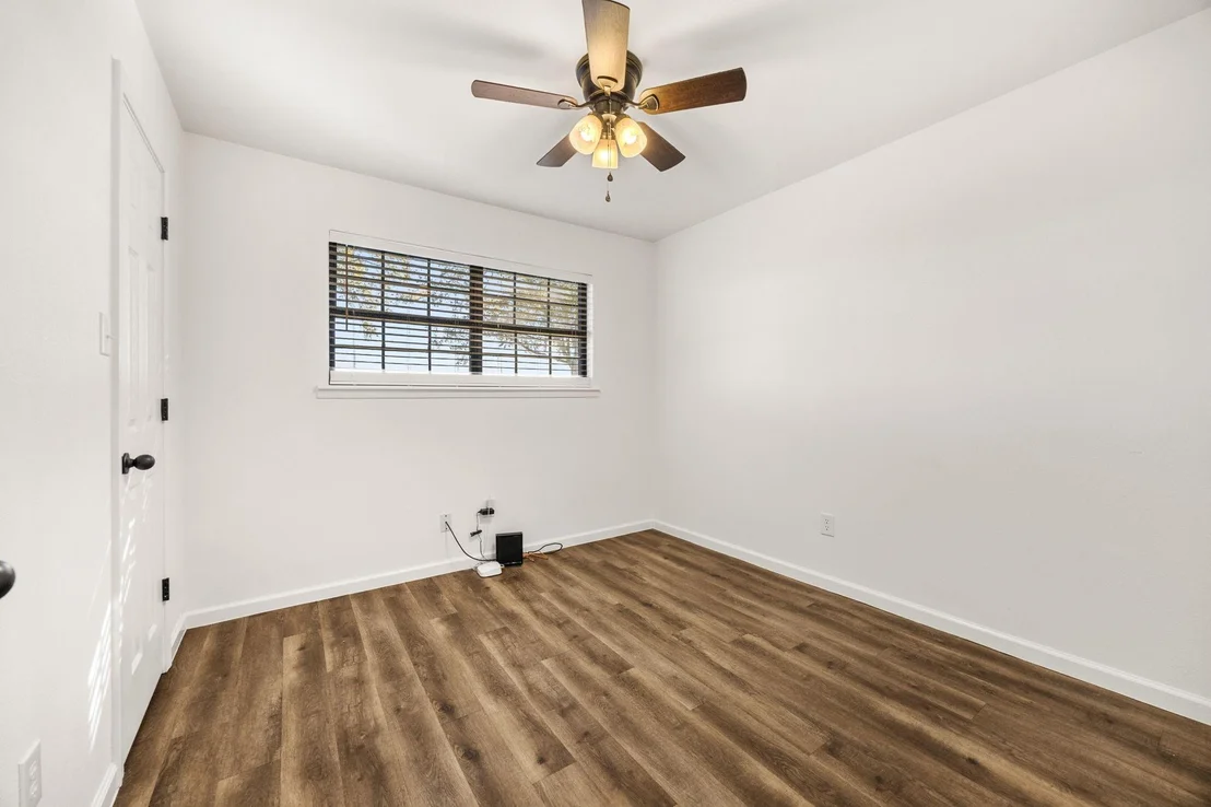 Photo of 101 Lake Shore Drive