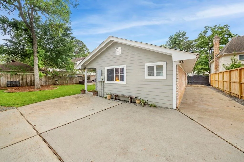 Photo of 410 Hickory Post Lane
