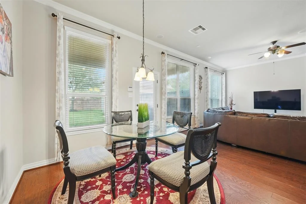 Photo of 27038 Franklin Park Dr