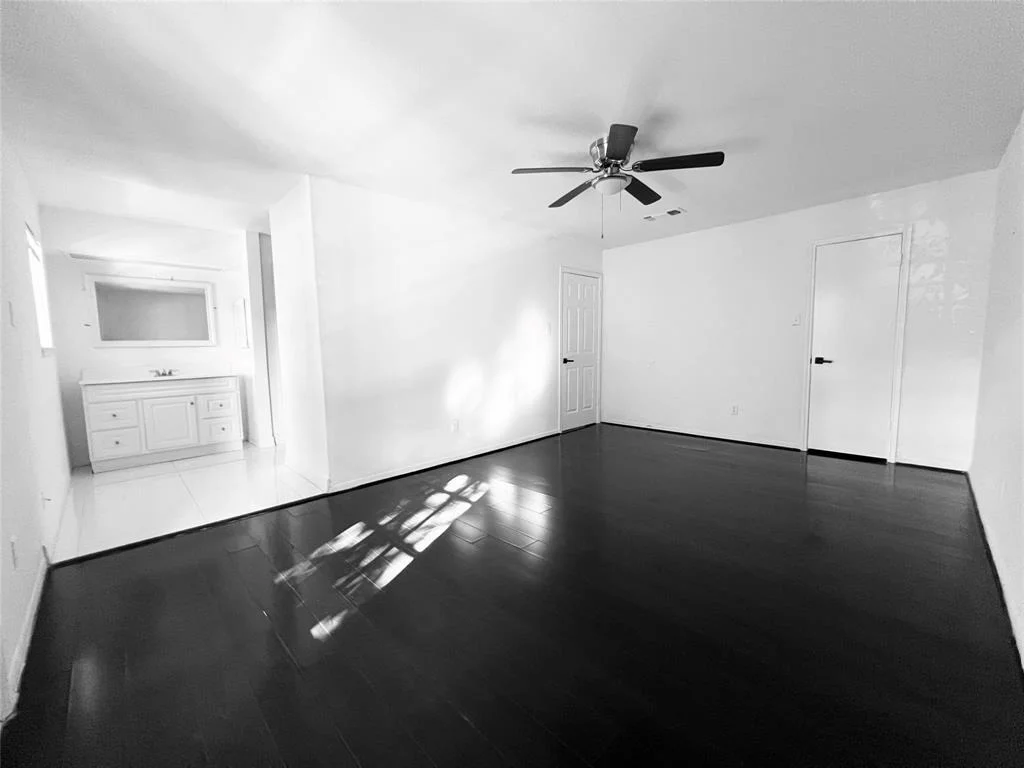 Photo of 6523 Escondido Drive