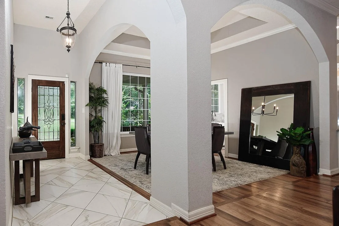 Photo of 10117 Shady Hollow Drive