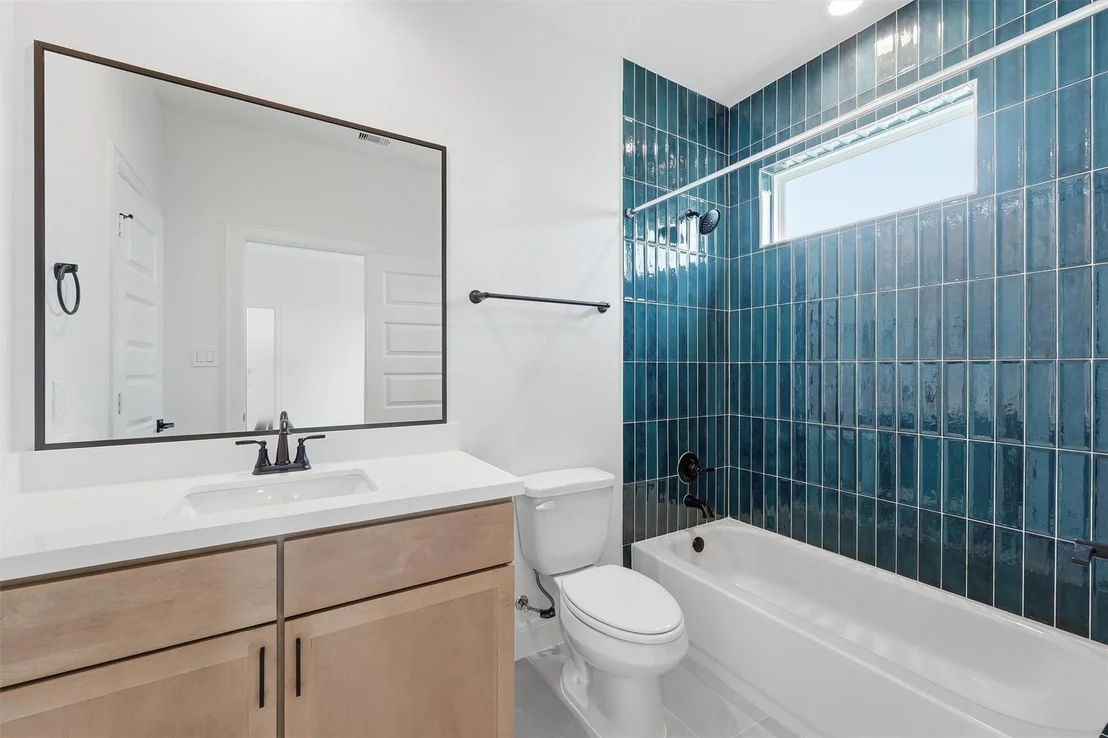 Photo of 4834 Pinemont Drive