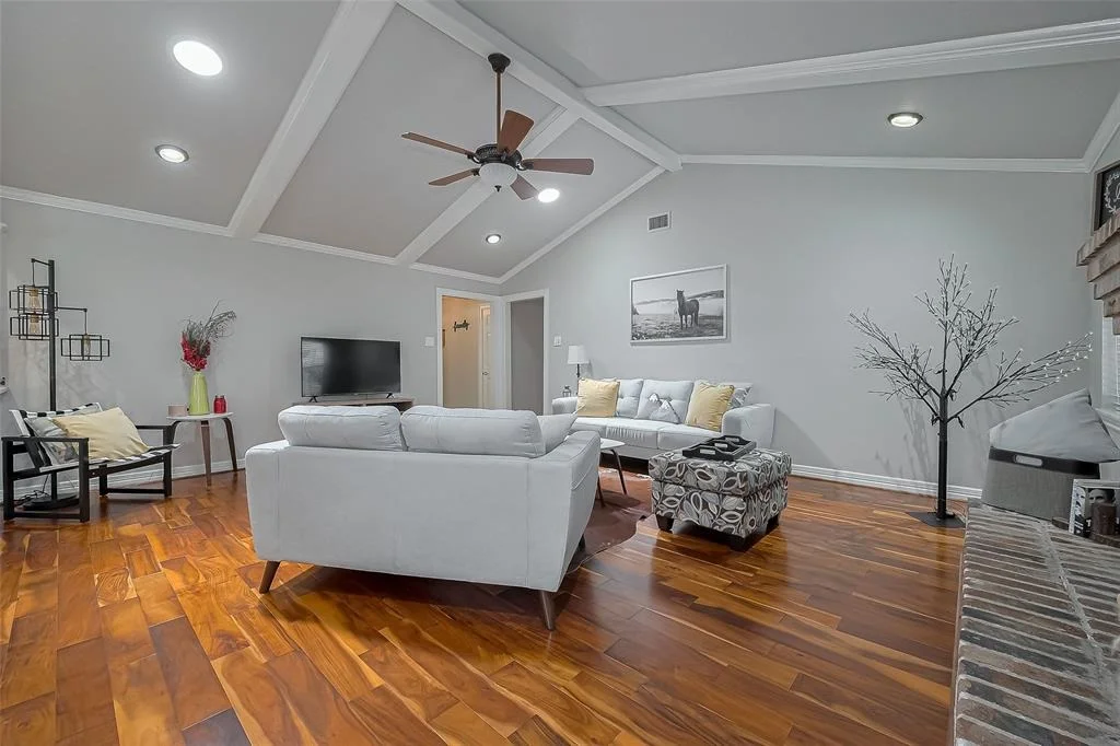 Photo of 12806 Lakecrest Drive