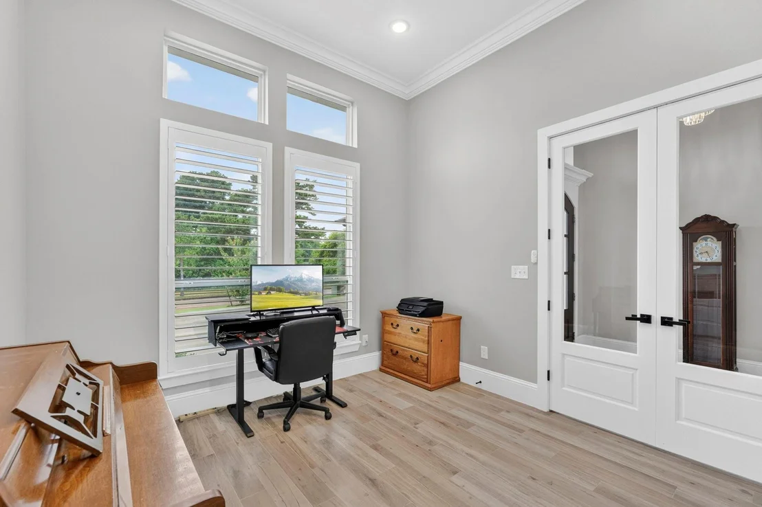 Photo of 101 Bentwood Drive