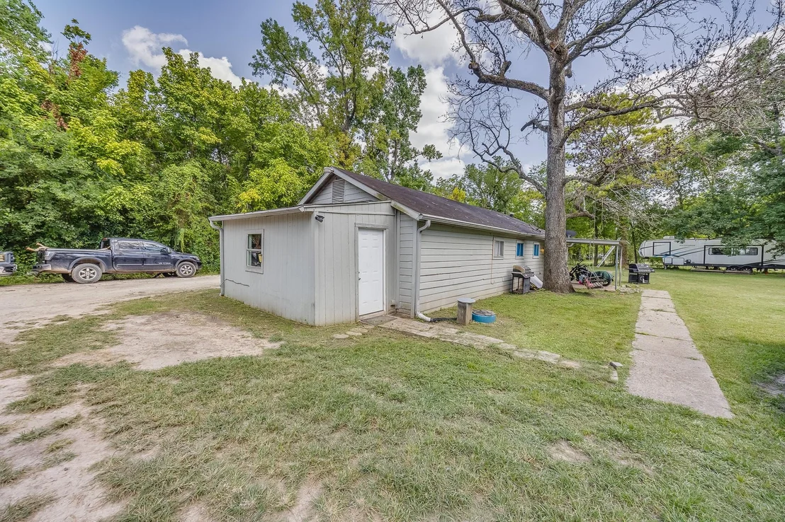 Photo of 1725 Strawn Road