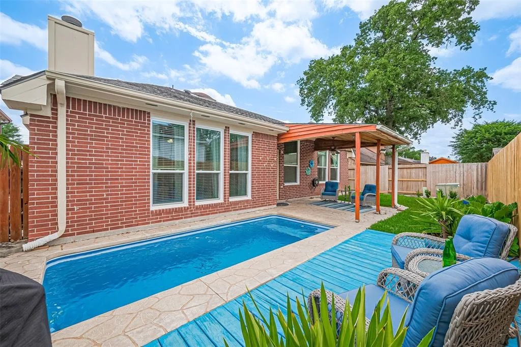 Photo of 19123 Dee Woods Drive