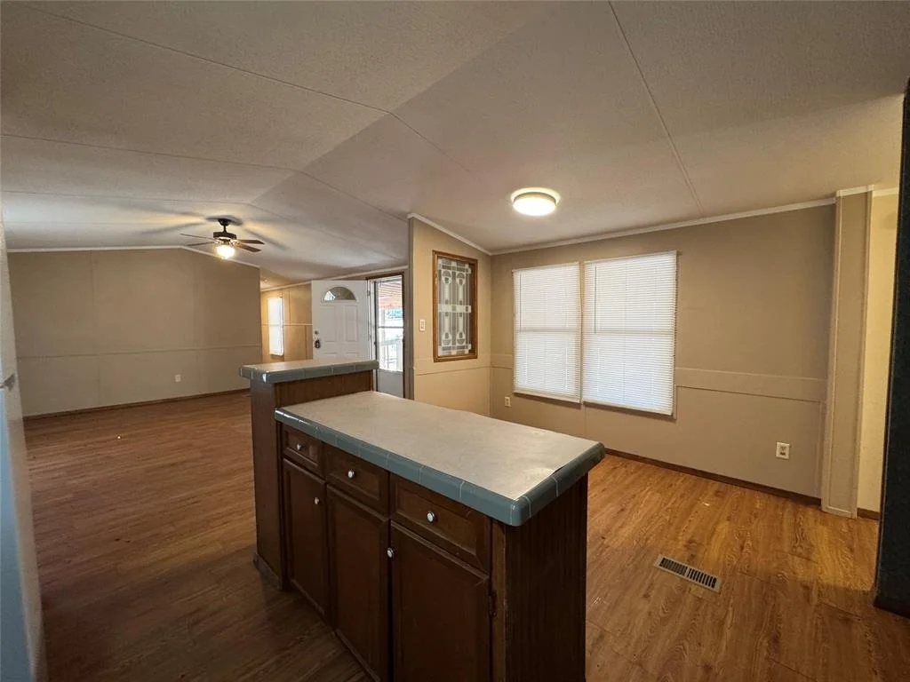 Photo of 1222 Cardinal Lane