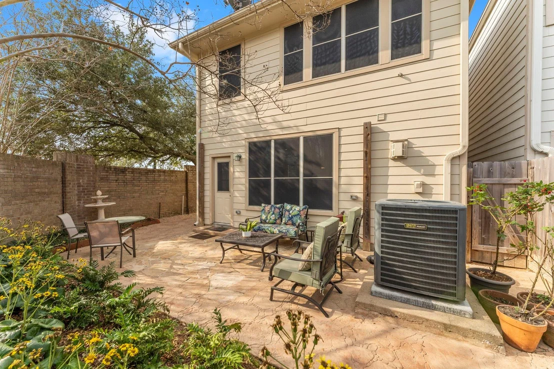 Photo of 1302 Ella Place