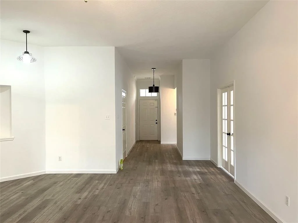 Photo of 21047 Carmel Valley Drive