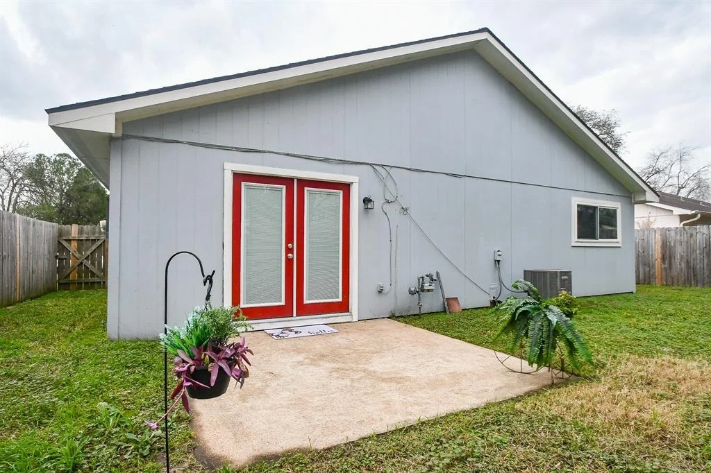 Photo of 935 Western Hills Drive
