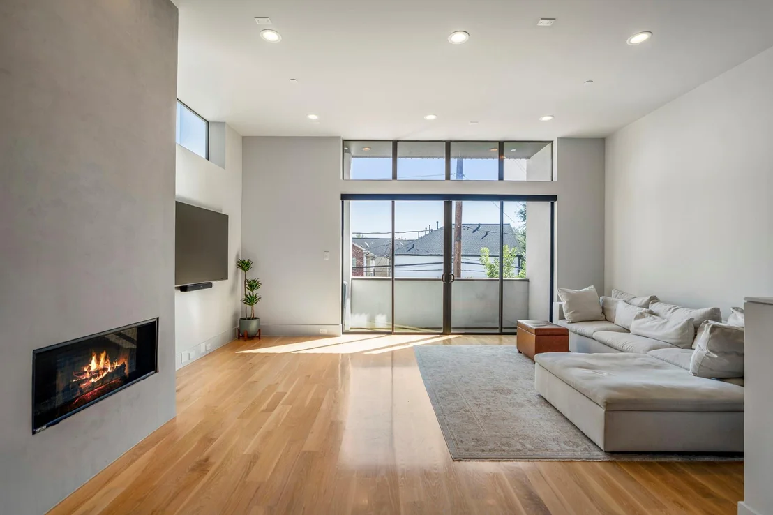 Photo of 405 Detering Street