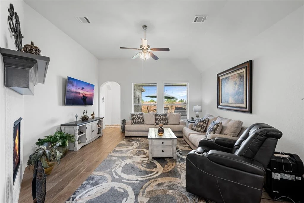 Photo of 1715 Warm Breeze Drive