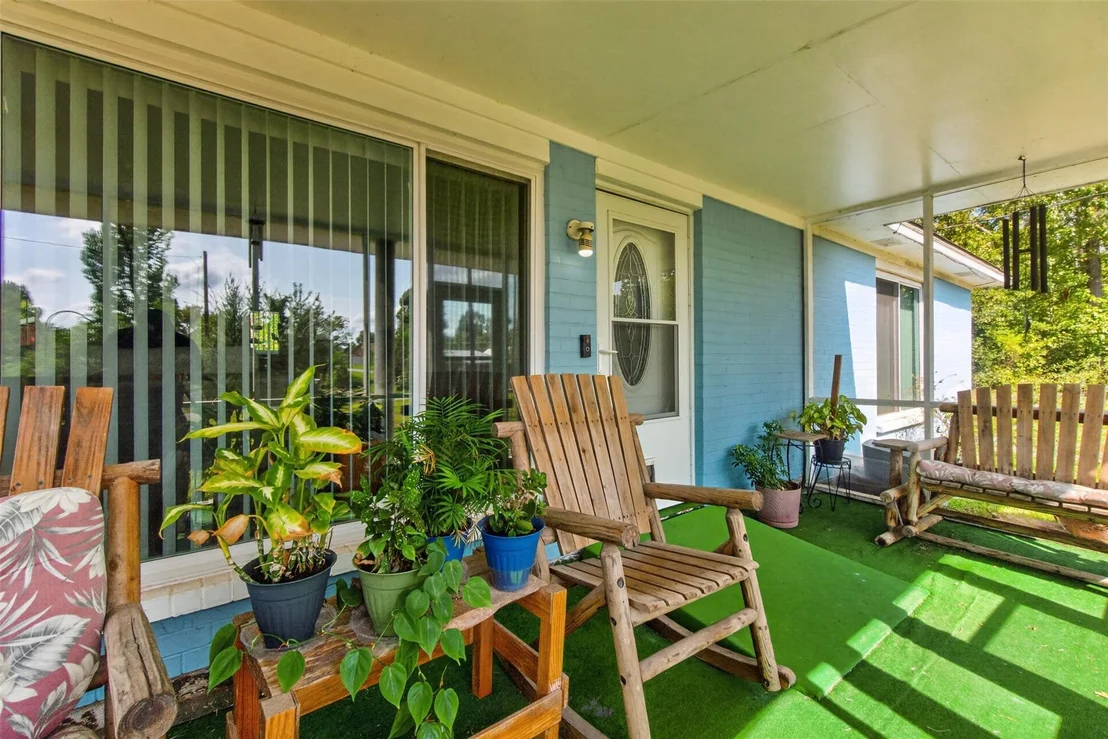 Photo of 165 Pecan Cove Lane