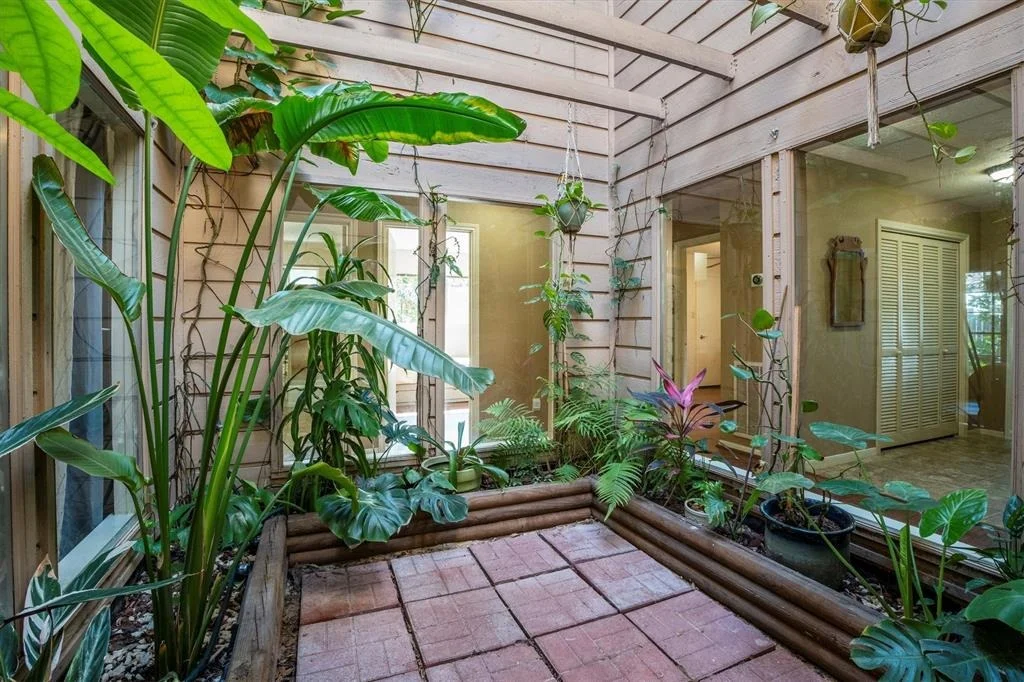 Photo of 4638 Deer Point Drive