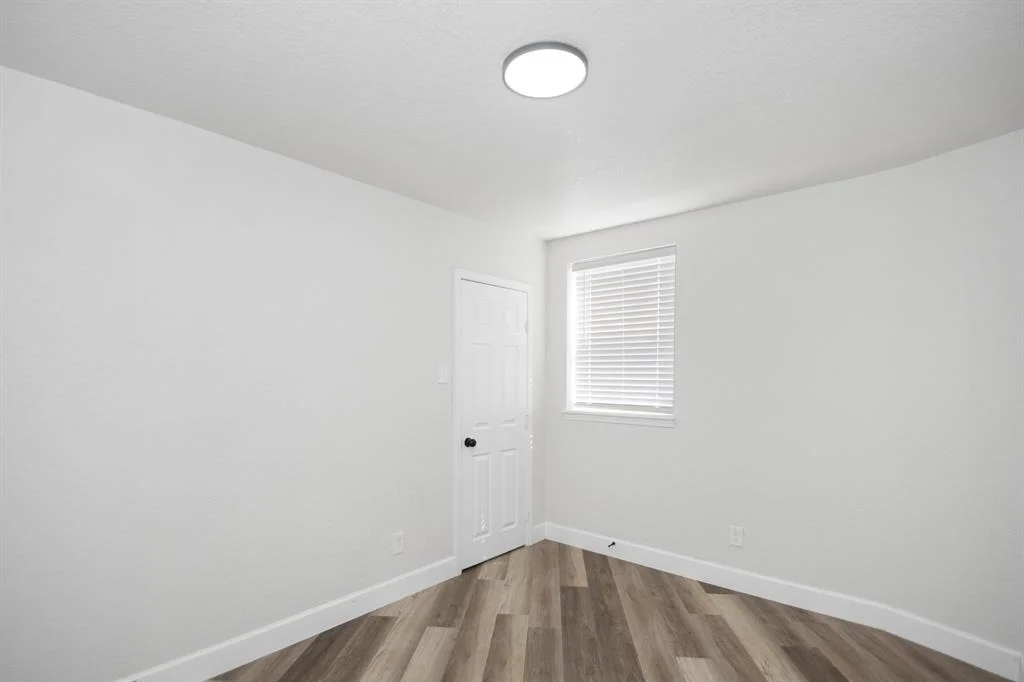 Photo of 907 Longhorn Trail