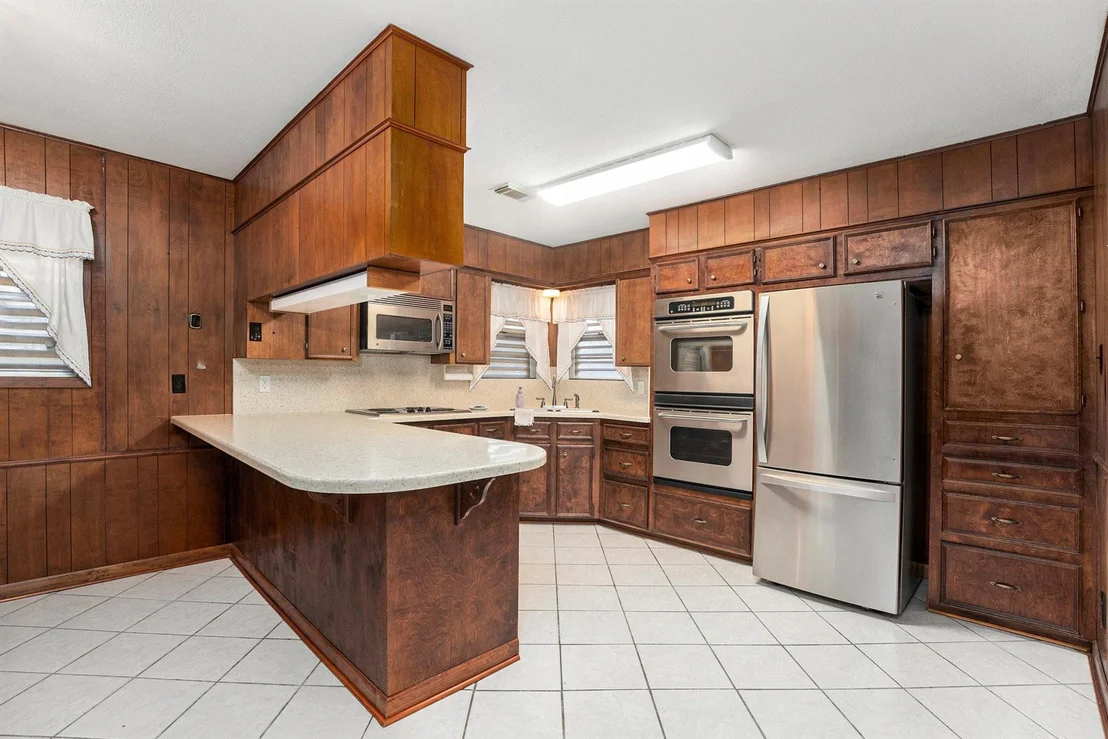 Photo of 5725 Highland Road