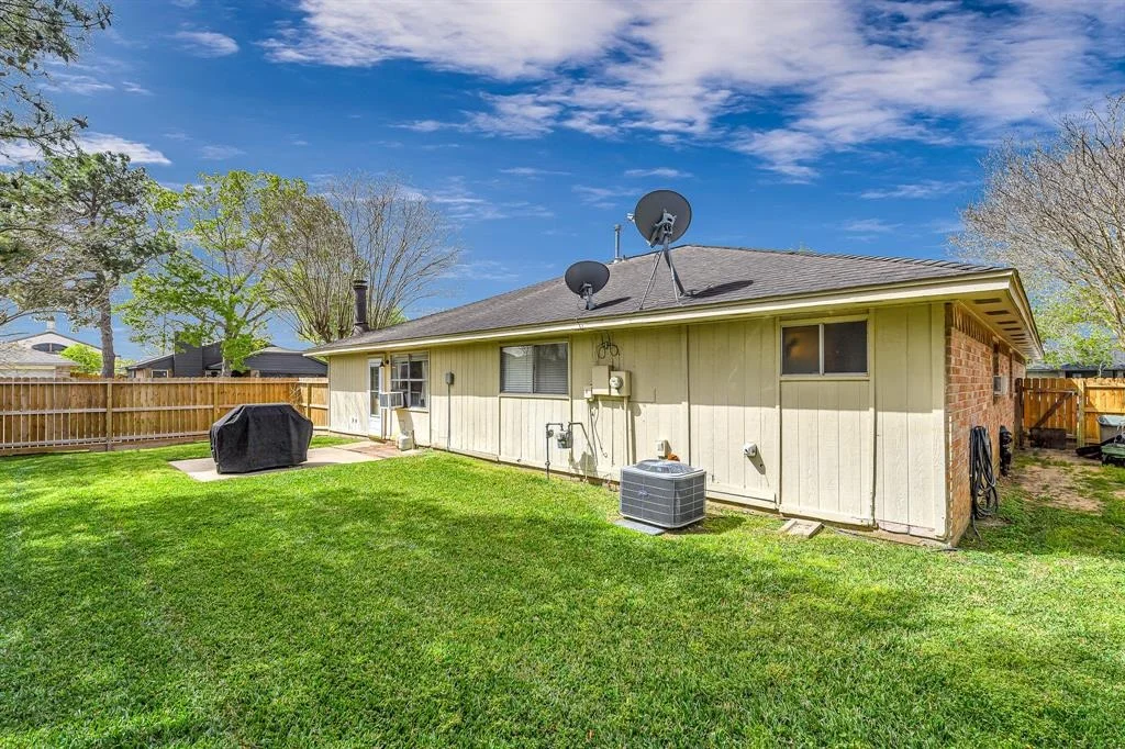 Photo of 22151 Pearl Lake Drive