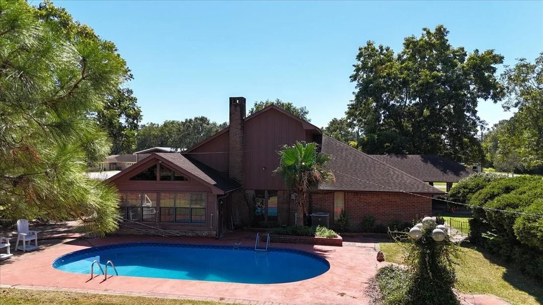 Photo of 642 Meadow Lane