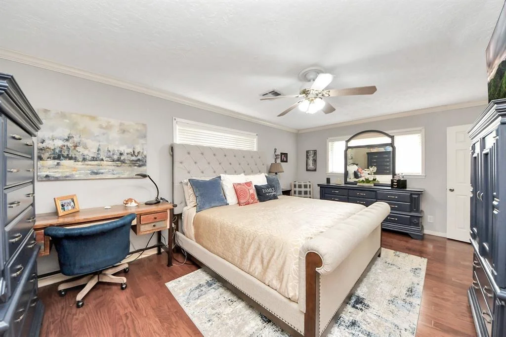 Photo of 2014 Forest Oaks Drive