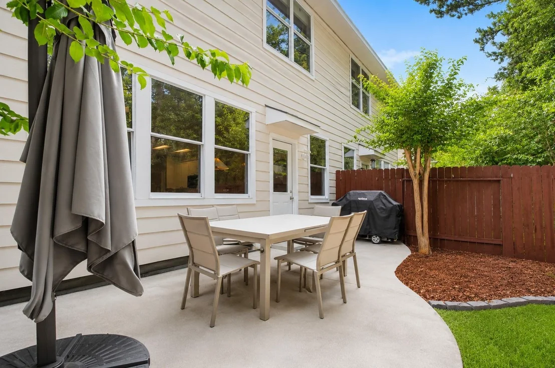 Photo of 55 Ledgestone Place