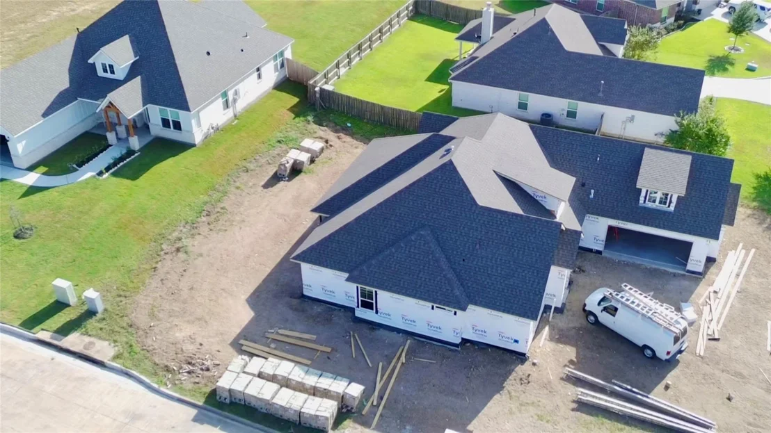 Photo of 1707 Twin Oaks Circle