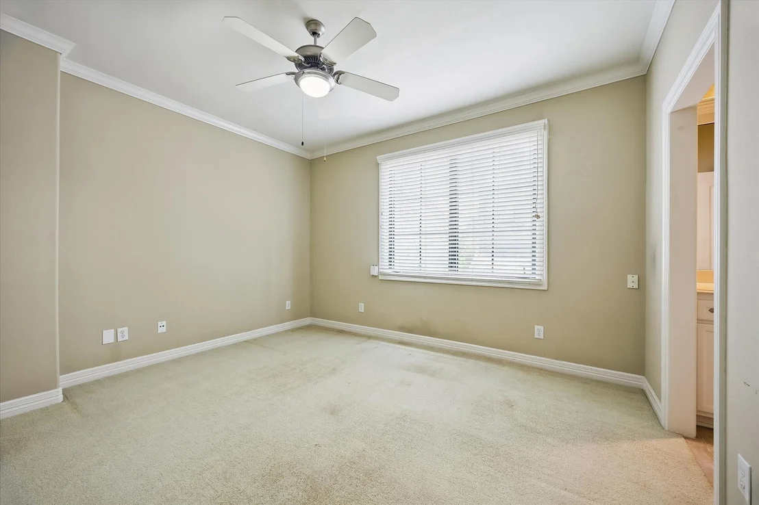 Photo of Unit C at 28 Hackberry Lane