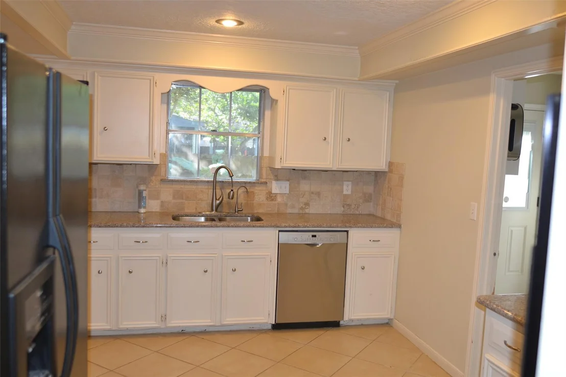 Photo of 1223 Longledge Drive