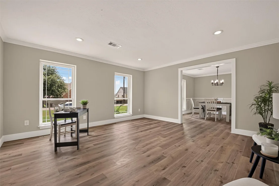 Photo of 3518 Shore Shadows Drive