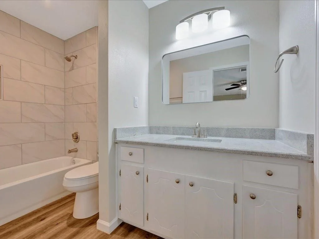 Photo of 900 Edgewood Circle