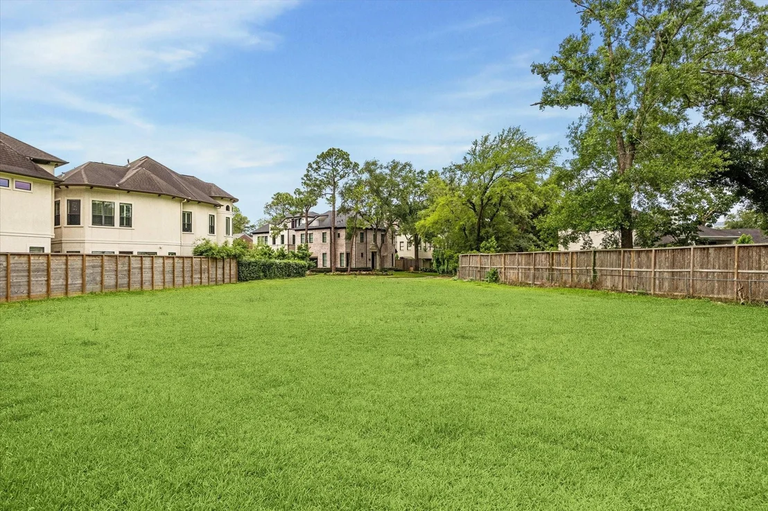 Photo of 16 Hackberry Lane