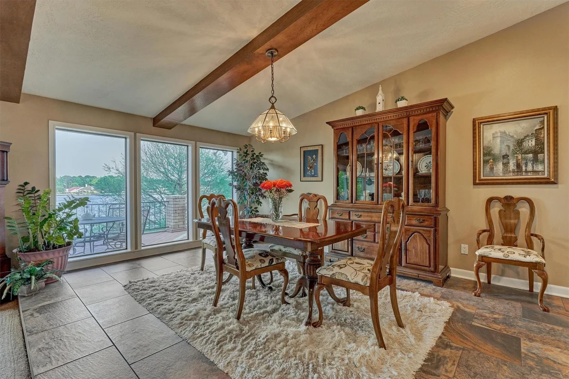 Photo of 11831 Thoreau Drive