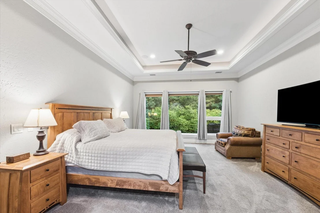 Photo of 10332 Crown Ranch Boulevard