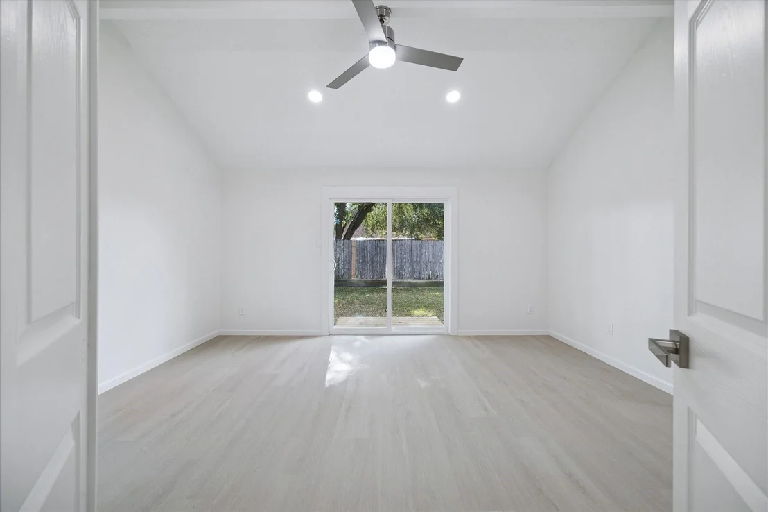 Photo of 9742 Shell Rock Road