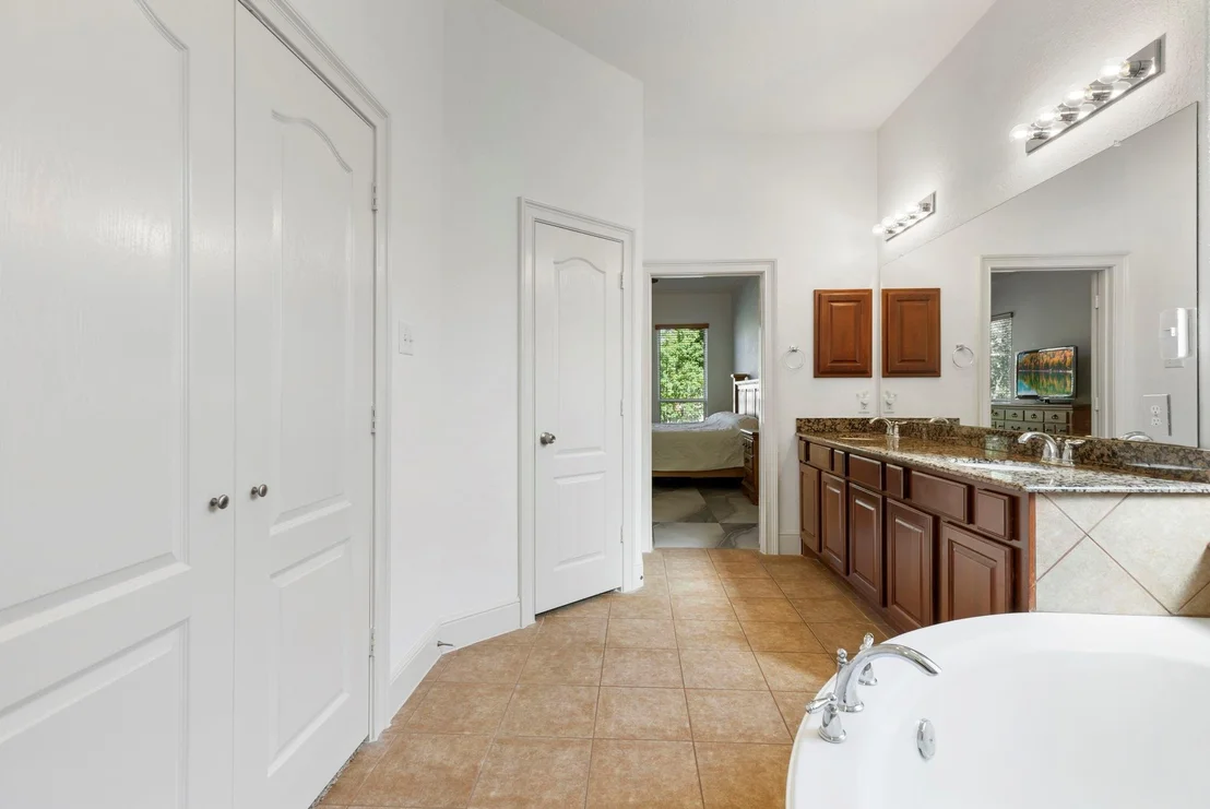 Photo of 10 Sagamore Ridge Place