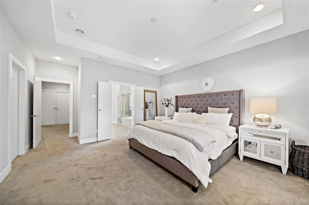 Photo of 2434 Cochran Street