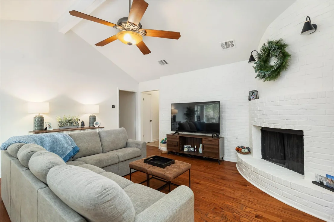 Photo of 12310 Waldemar Drive