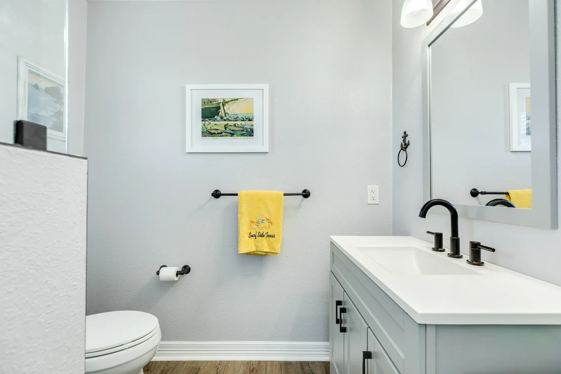 Photo of 722 Beach Drive