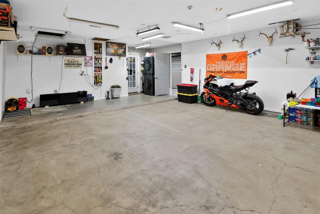 Photo of 8935 Glen Shadow Drive