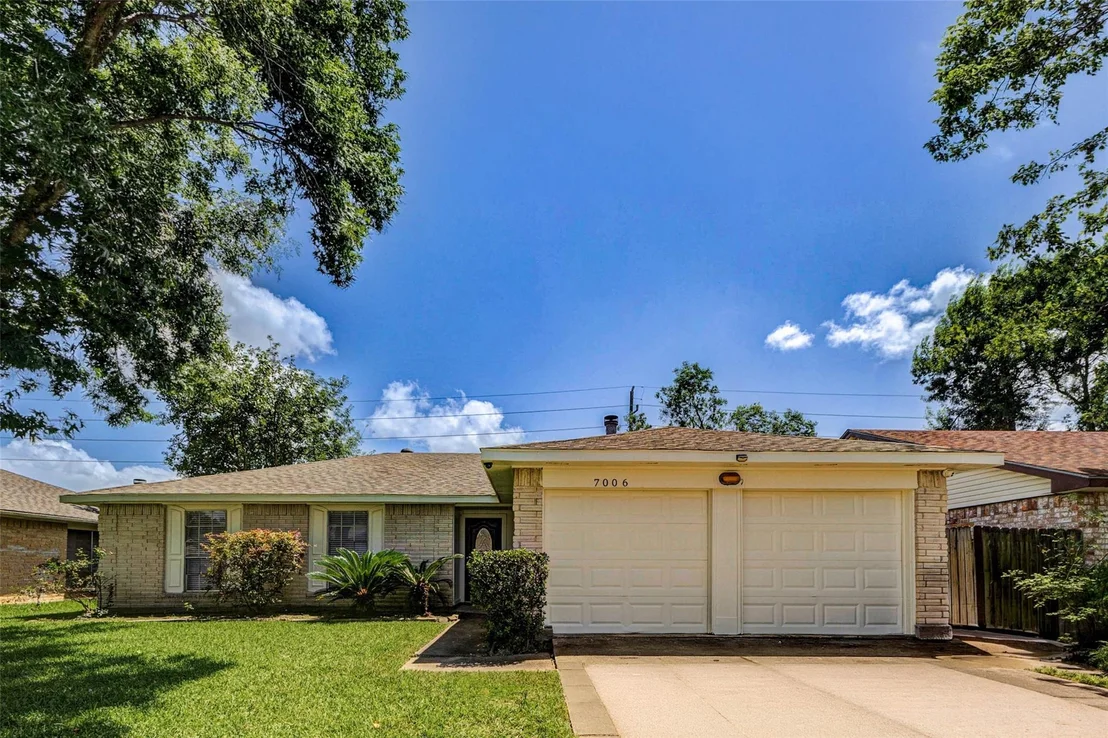 Photo of 7006 Pickett Drive