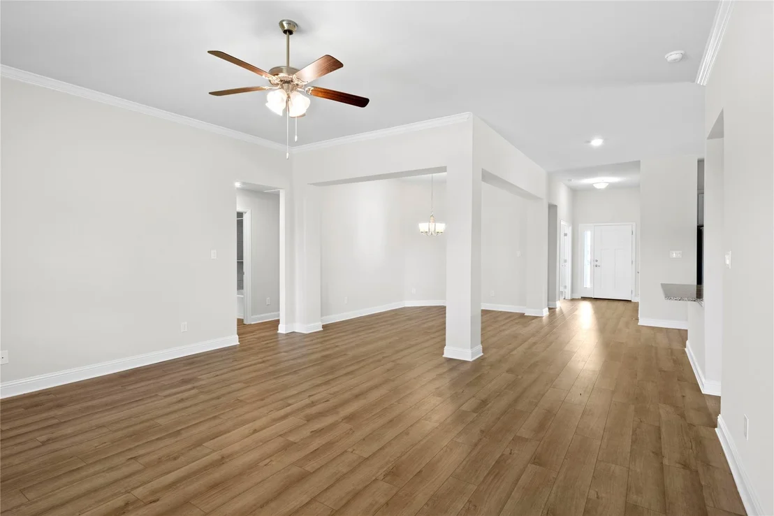 Photo of 4320 Leslie's Way