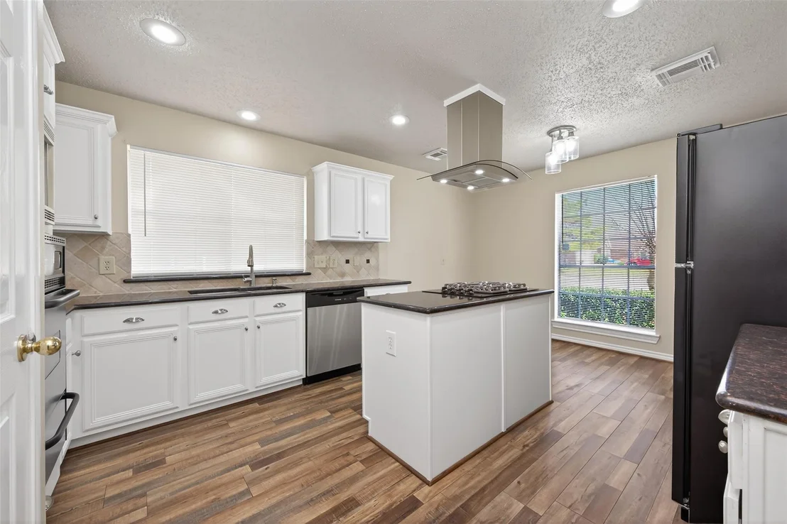 Photo of 19139 Long Timber Drive