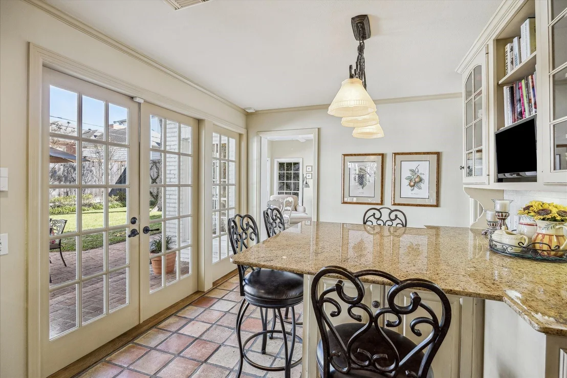 Photo of 2160 Dryden Road