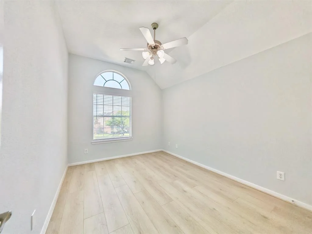 Photo of 5030 Shadow Breeze Lane