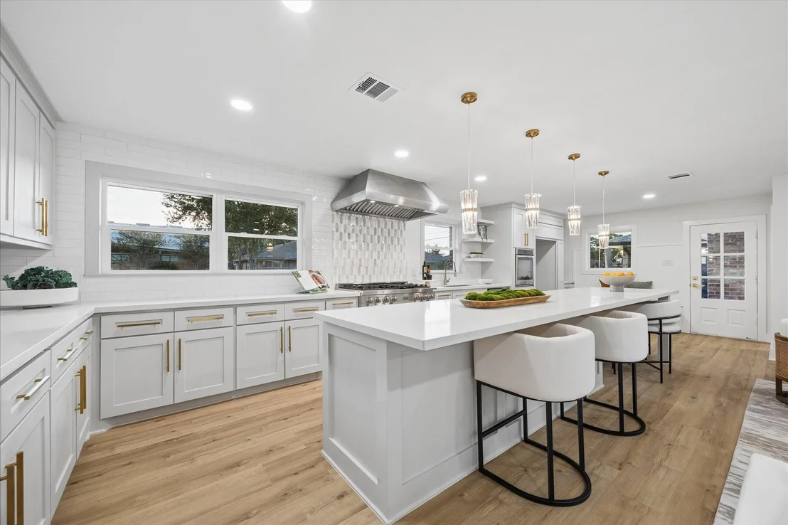 Photo of 6434 Pineshade Lane