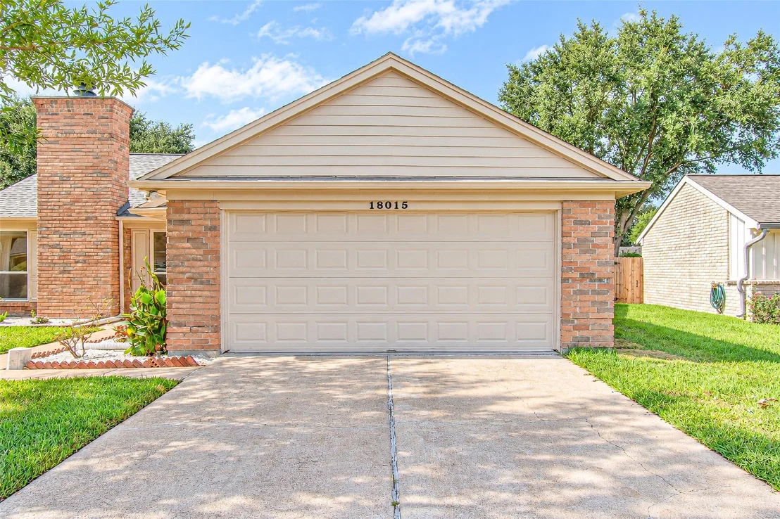 Photo of 18015 Brooknoll Drive