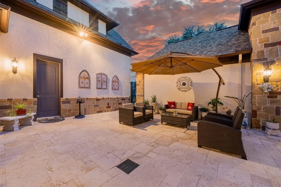 Photo of 2915 Sentry Oak Way