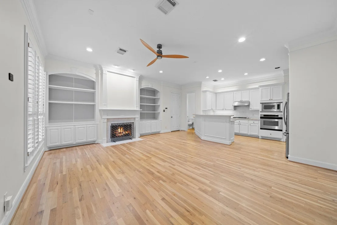 Photo of 3403 Crest Hill Lane