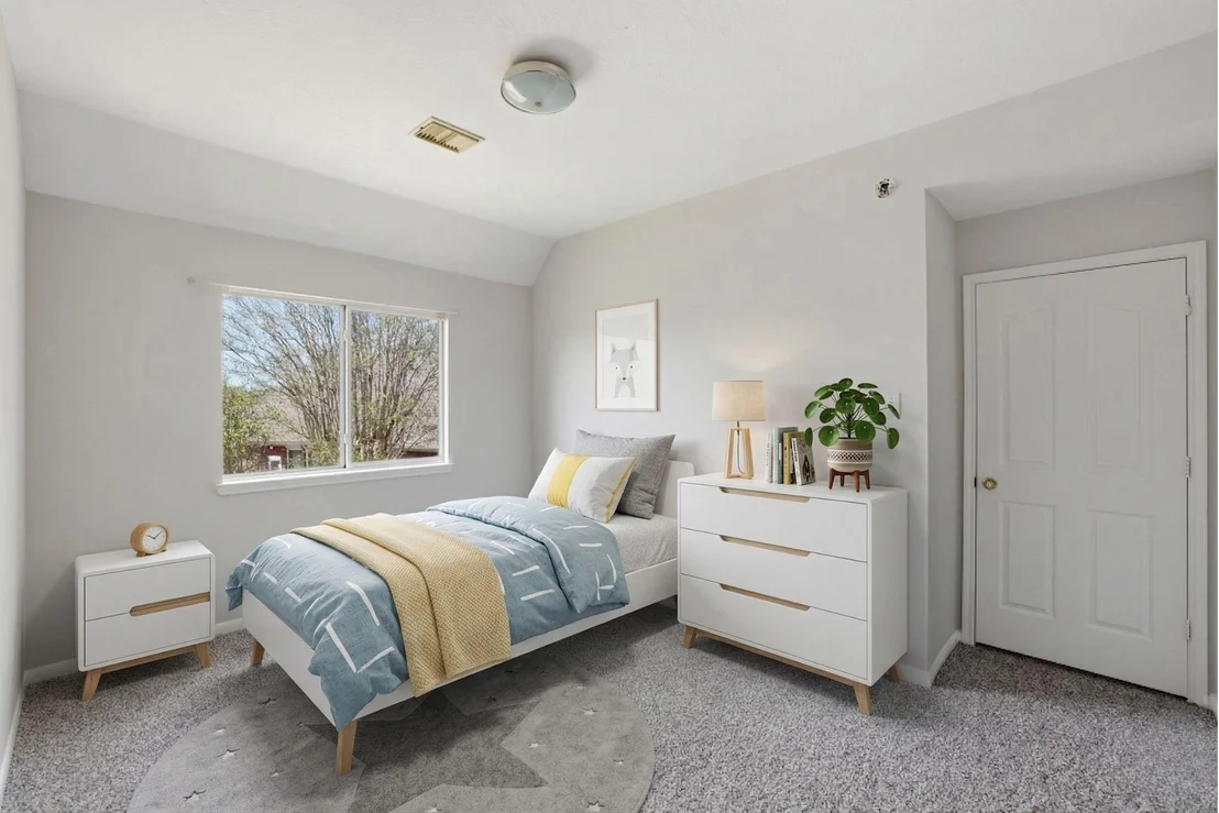 Photo of 3231 Edgewood Drive