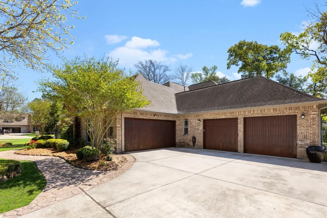Photo of 27210 Cass Court